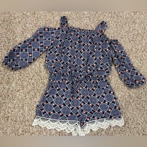 Girls shorts romper L (10/12)